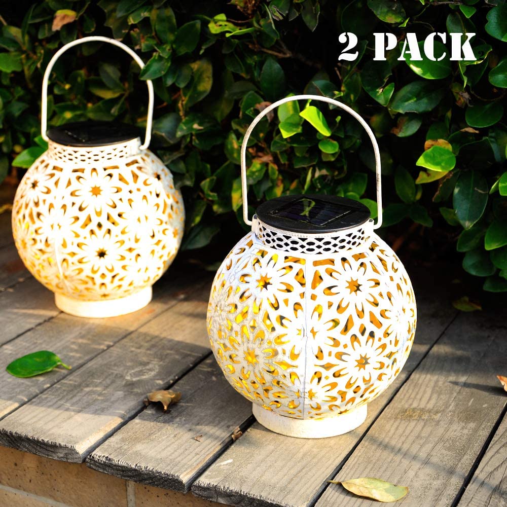 Solar Outdoor Lights with Daisy Pattern, White 2 PACK