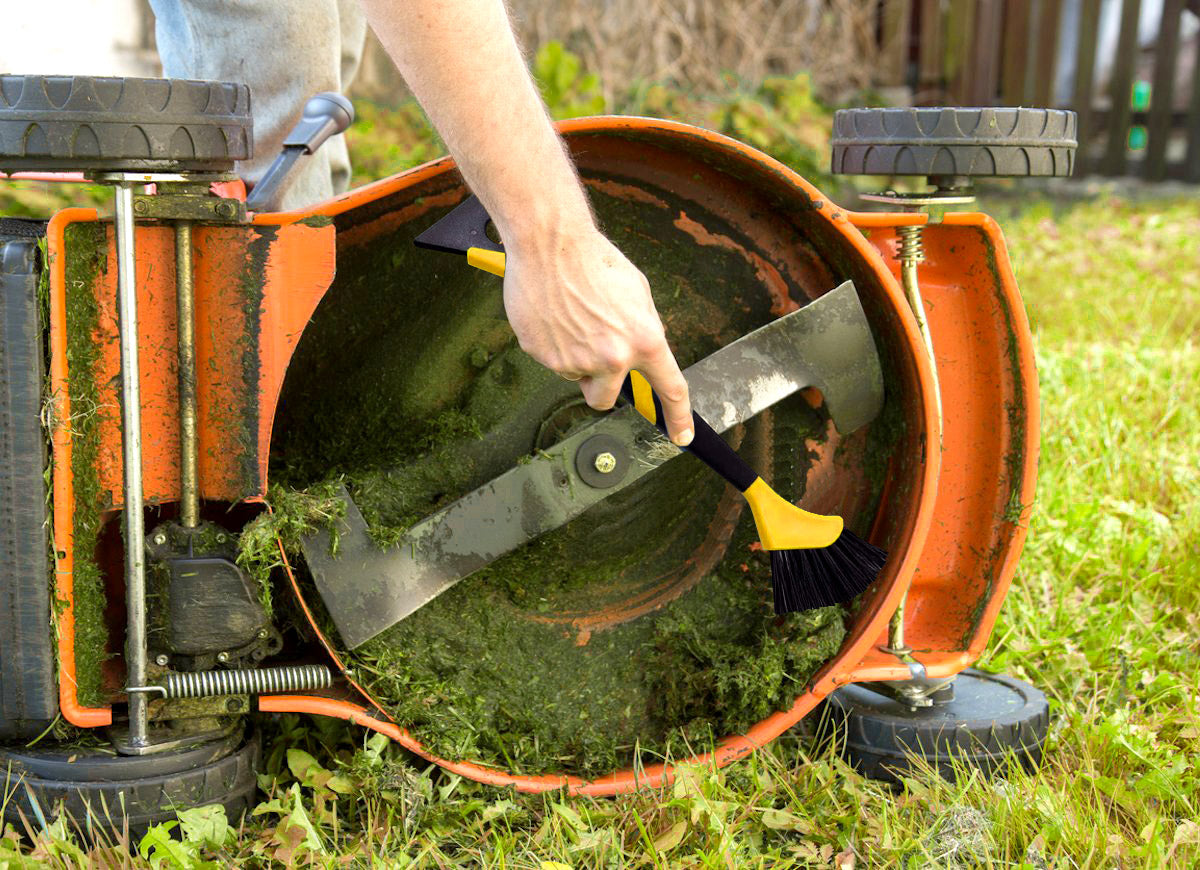 Walensee Lawn Mower Scraper Brush