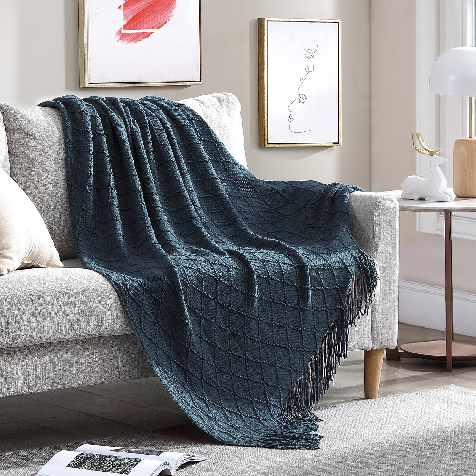 Walensee Woven Throw with Diamond Pattern