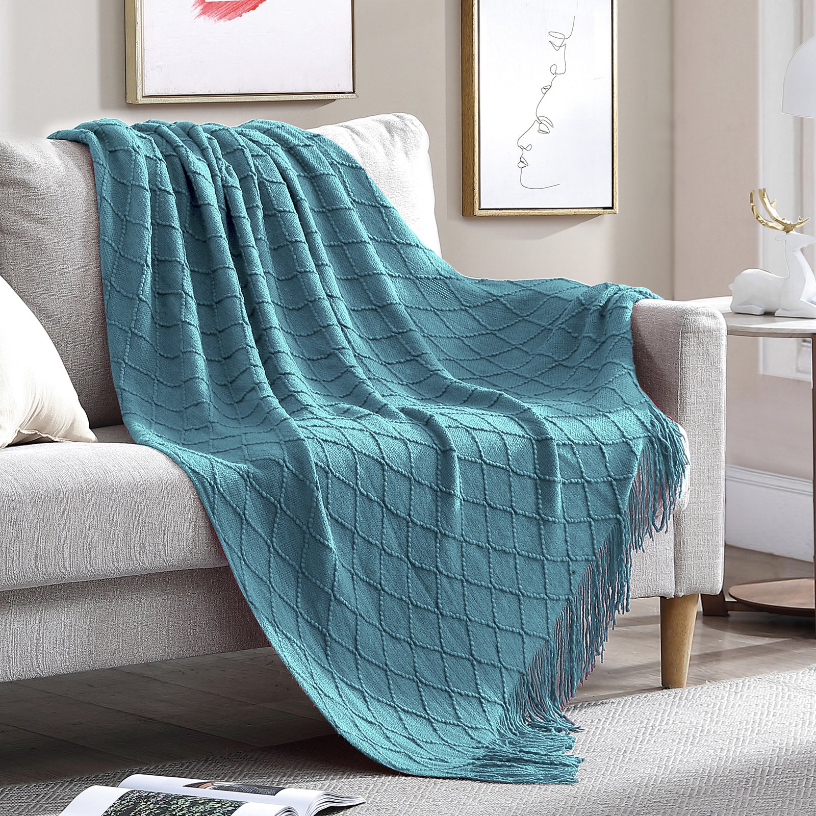 Walensee Woven Throw with Diamond Pattern