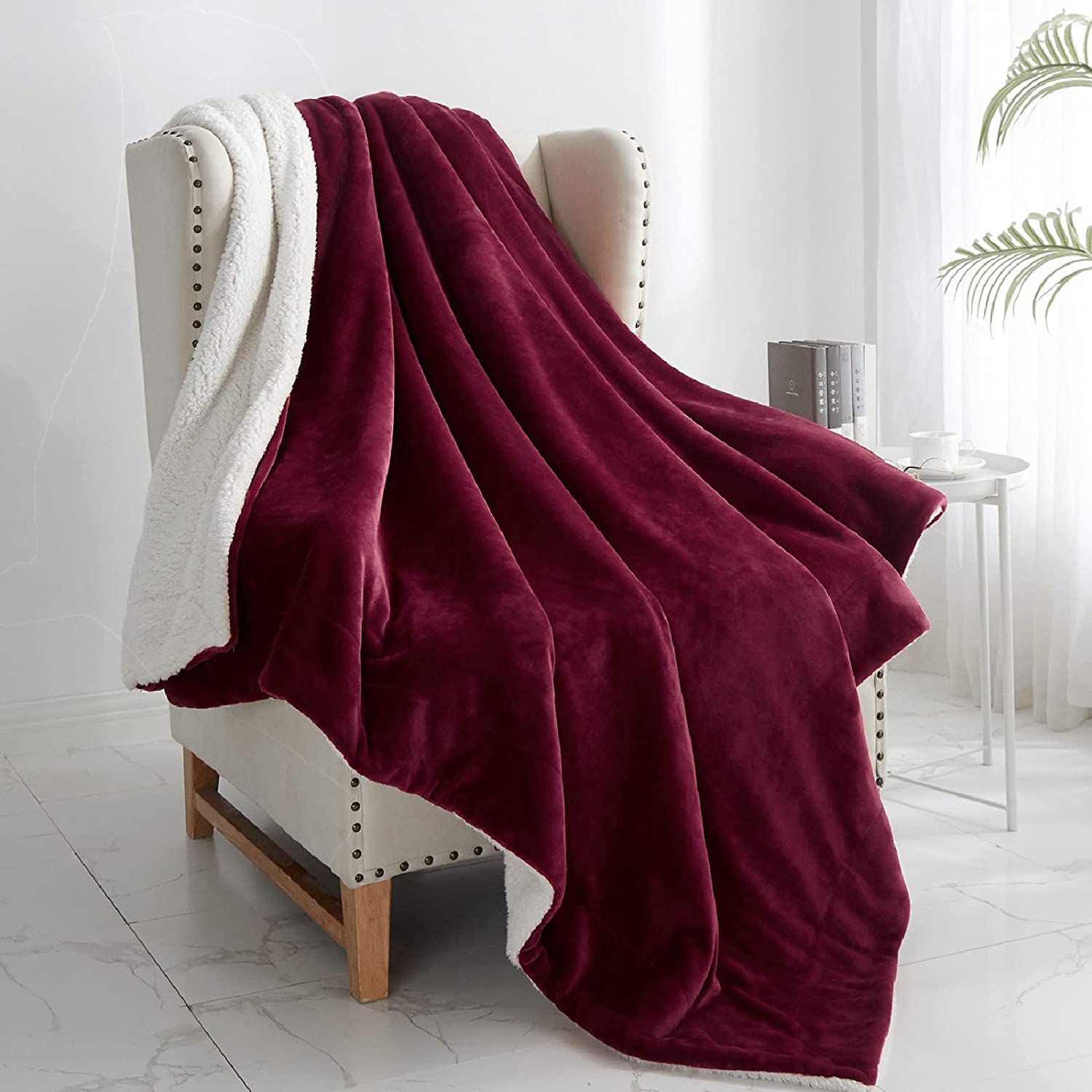 Walensee Sherpa and Fleece Reversable Blanket